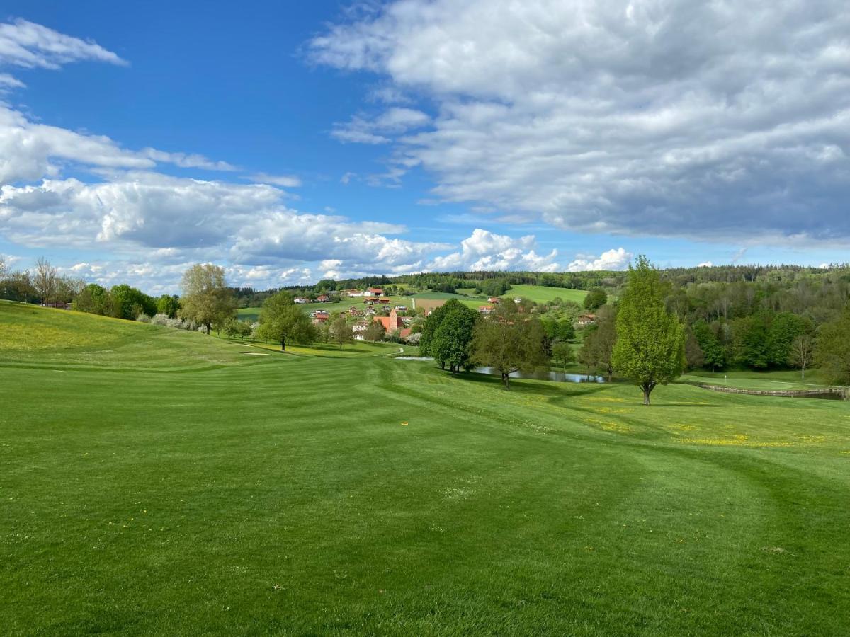 Golfchalet Uttlau باد جريسباخ المظهر الخارجي الصورة